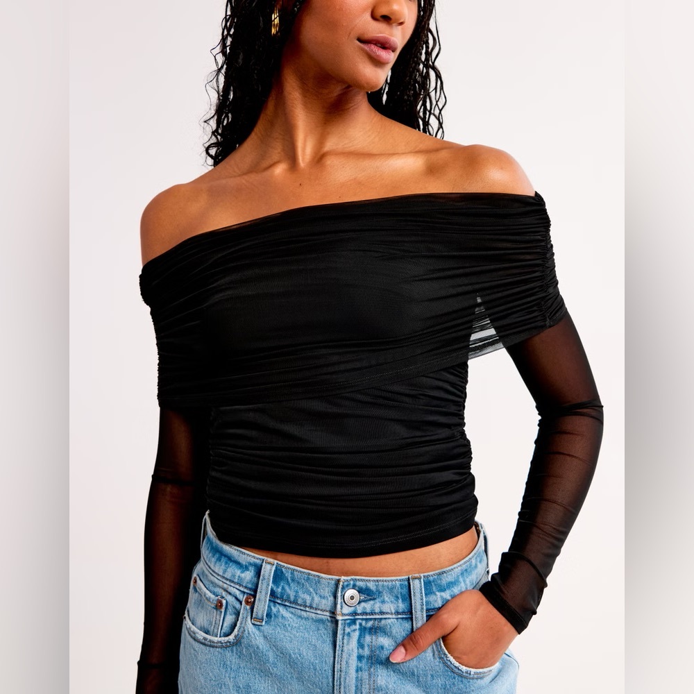 NWT Abercrombie Long Sleeve Off The Shoulder Mesh Top Black Medium